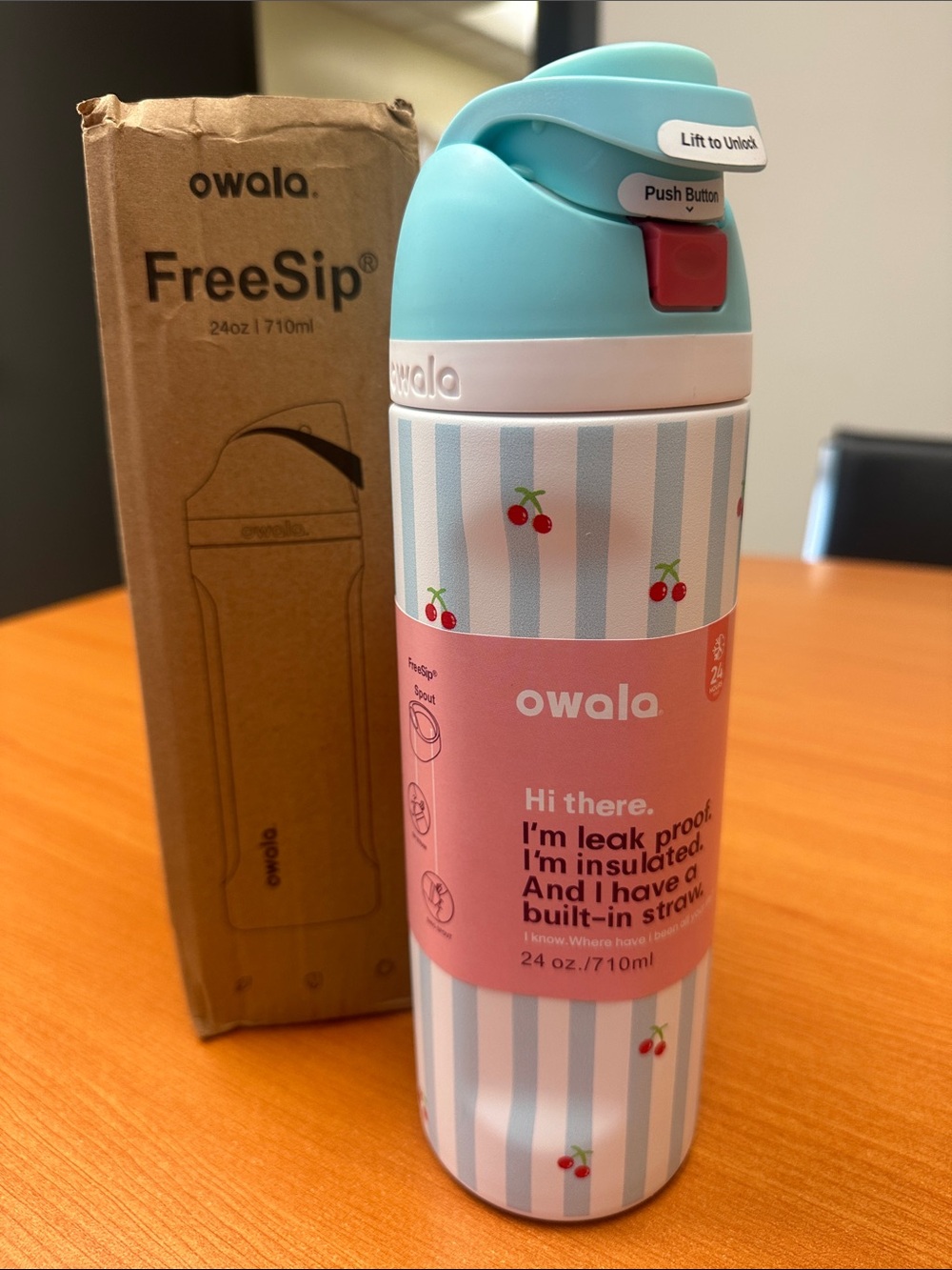 Owala FreeSip 24oz - Cherries Stripe
